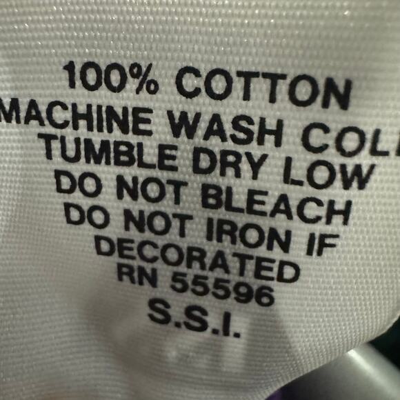 Vintage Taz USA IT'S AN ALTITUDE THING T-Shirt  Purple Single Stitch Size Large - Picture 8 of 8